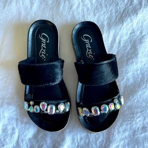 Grazie slides in like new condition